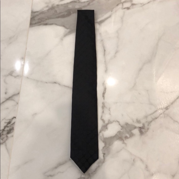 Dolce and gabbana tie - Picture 1 of 3